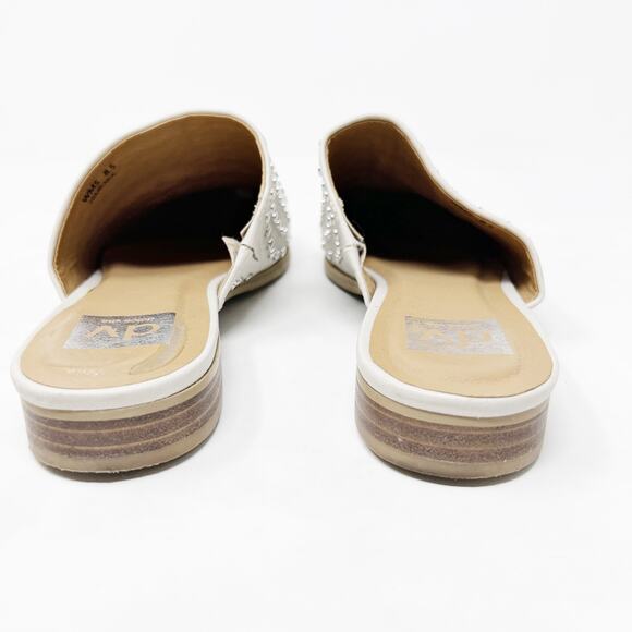 [DV Dolce Vita] Ismenia Cream Studded Pointed Toe Slip On Mules Flats Size 8.5 - Picture 3 of 11